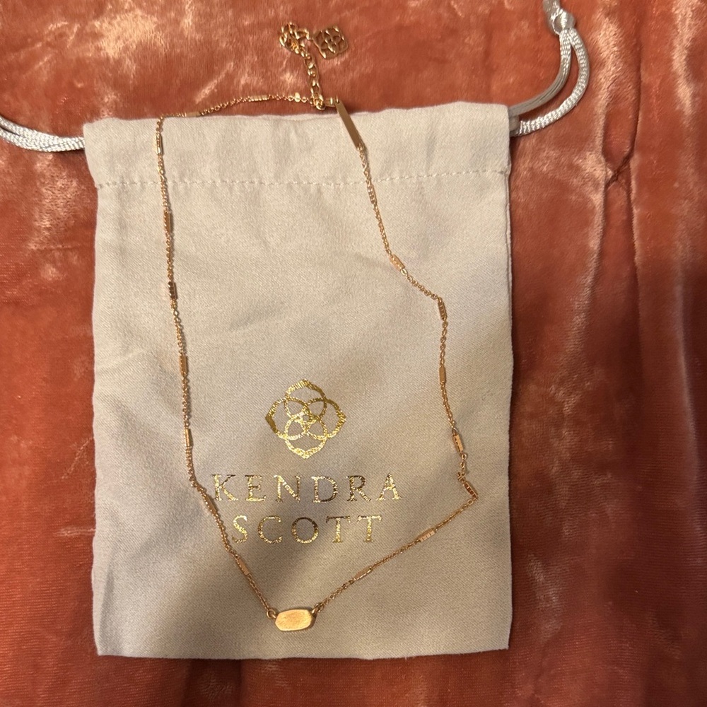 Kendra Scott Rose Gold Pendant Necklace